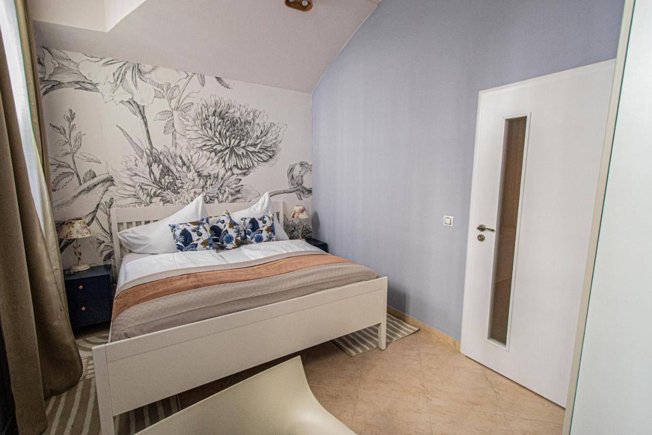 Modern And Spacious Apartments In City Center Praga Zewnętrze zdjęcie