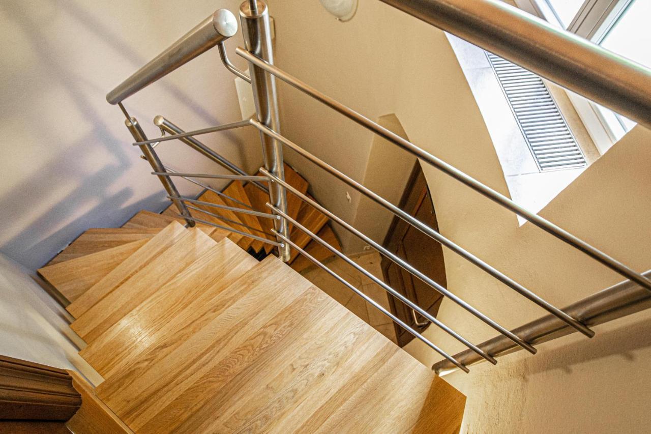 Modern And Spacious Apartments In City Center Praga Zewnętrze zdjęcie